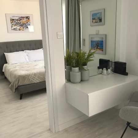 Sea View Holiday Apartment Larnaca Luaran gambar